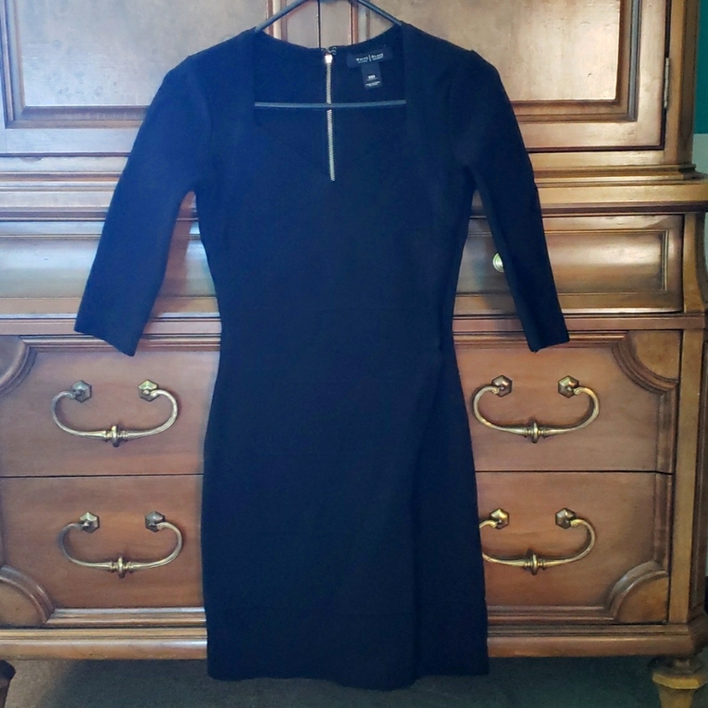 White House Black Market XXS 3/4 sleeve Bodycon Knit Mini-Dress